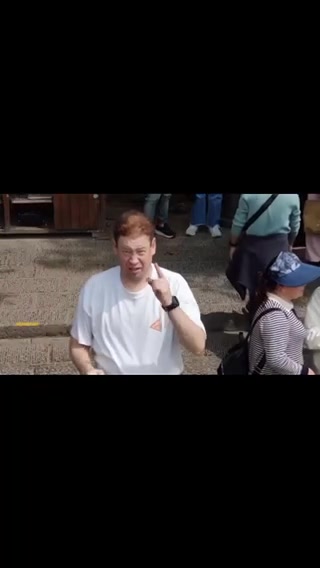 忙里偷闲！斯卢茨基游玩张家界：阿凡达山是个奇迹
